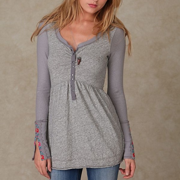 Free People Tops - Free People Floral Cuff Henley Tunic